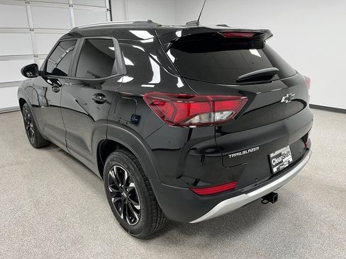 Used 2021 Chevrolet TrailBlazer LT w/ Convenience Package FWD image 8