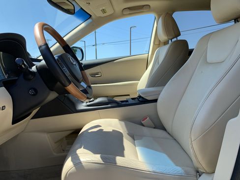 Used 2015 Lexus RX 450h FWD image 16