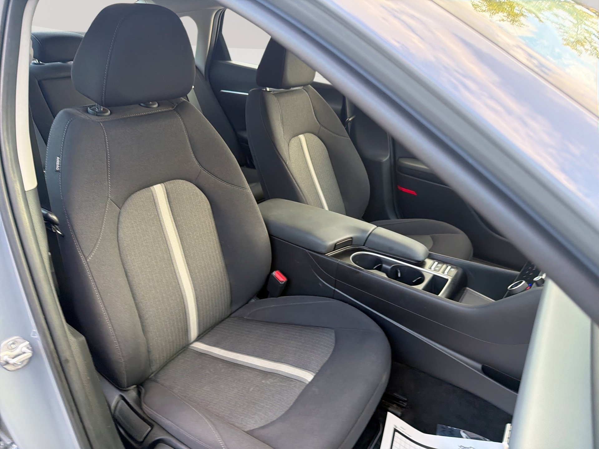 Used 2025 Hyundai Sonata SEL FWD image 27