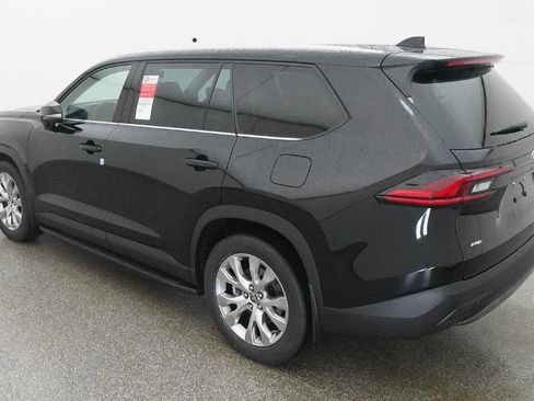 New 2026 Toyota Grand Highlander Limited image 2