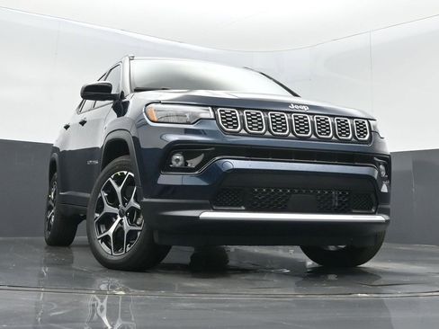 New 2026 Jeep Compass Limited image 31