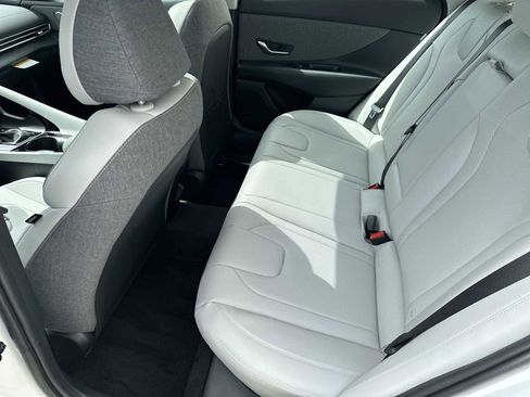 New 2026 Hyundai Elantra Limited image 23