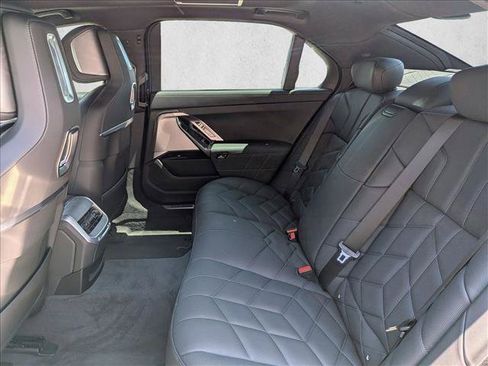 New 2026 BMW 740i xDrive AWD/4WD image 17