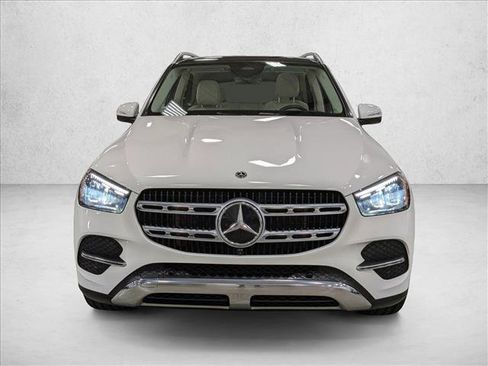 Certified 2024 Mercedes-Benz GLE 450 4MATIC image 2