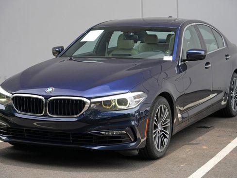 Used 2017 BMW 530i RWD image 46