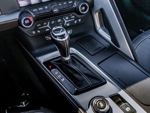 Used 2018 Chevrolet Corvette Stingray Coupe w/ 2LT Preferred Equipment Group image 27