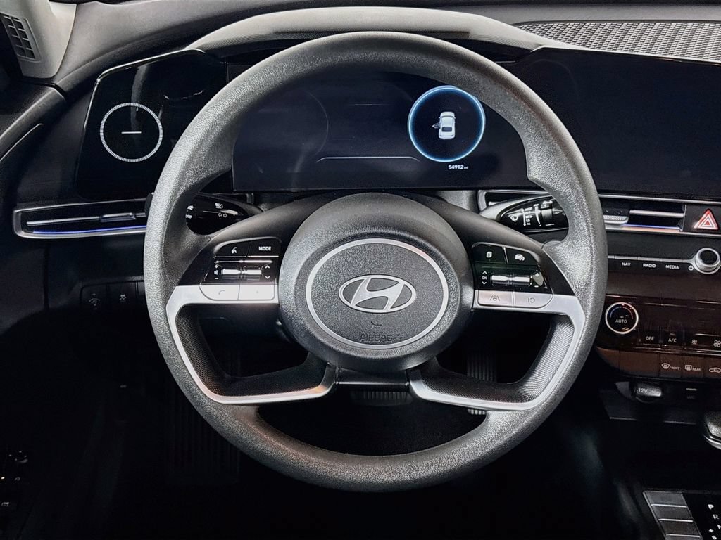 Used 2024 Hyundai Elantra SEL FWD image 13