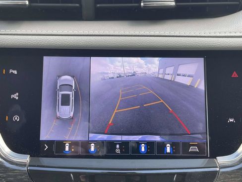 Used 2020 Cadillac XT6 Premium Luxury FWD image 20