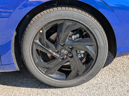 New 2026 Hyundai Elantra Sport image 11