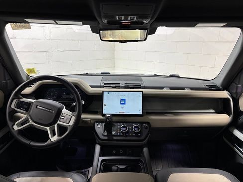 Used 2022 Land Rover Defender 110 X-Dynamic SE image 36