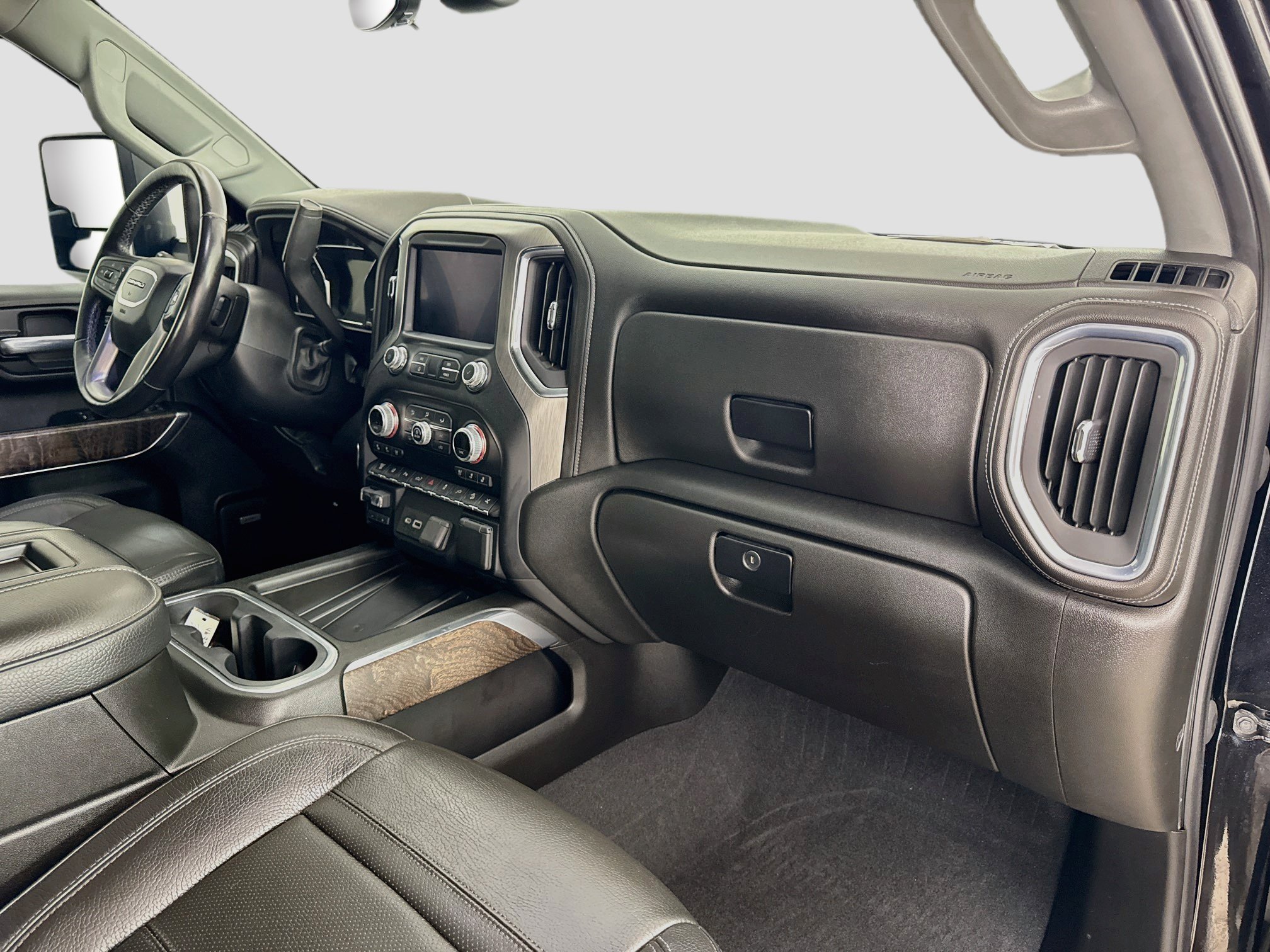 Used 2022 GMC Sierra 2500 Denali w/ Denali Black Diamond Edition AWD/4WD image 31
