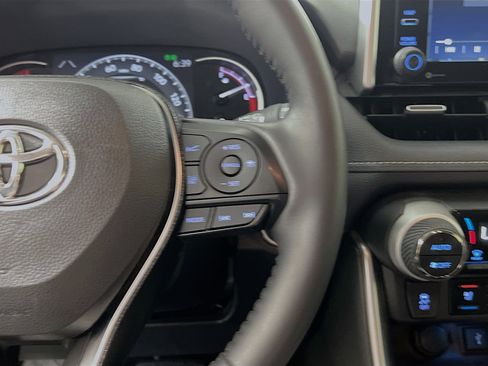 Used 2021 Toyota RAV4 Limited image 20