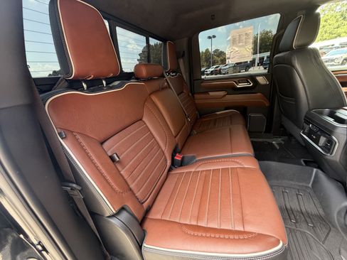 Used 2024 GMC Sierra 2500 Denali Ultimate AWD/4WD image 20