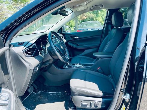 Used 2023 Buick Encore GX Preferred w/ Cold Weather Comfort Package AWD/4WD image 11