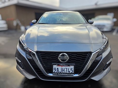 Used 2022 Nissan Altima 2.5 S FWD image 3
