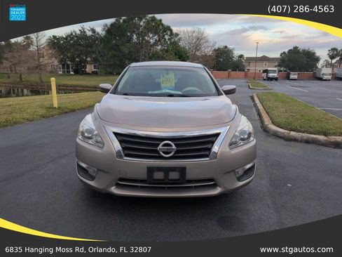 Used 2014 Nissan Altima 2.5 SV image 8