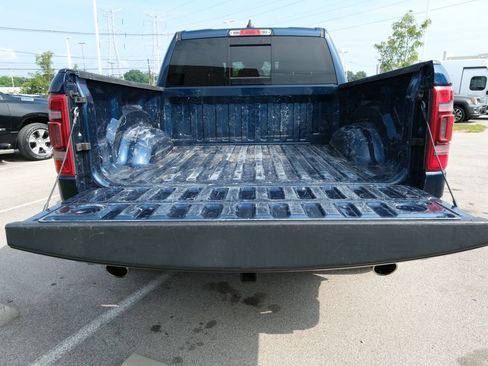 Used 2023 RAM 1500 Laramie AWD/4WD image 35