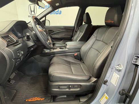 Certified 2024 Honda Passport TrailSport image 11