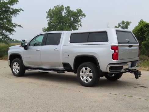 Used 2021 Chevrolet Silverado 2500 LTZ w/ LTZ Plus Package AWD/4WD image 31