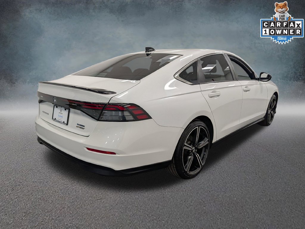Used 2024 Honda Accord Sport image 4