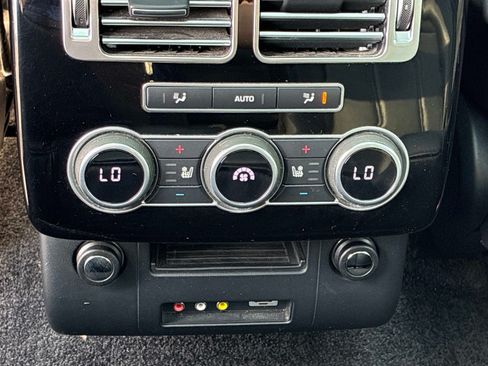 Used 2016 Land Rover Range Rover Autobiography AWD/4WD image 18