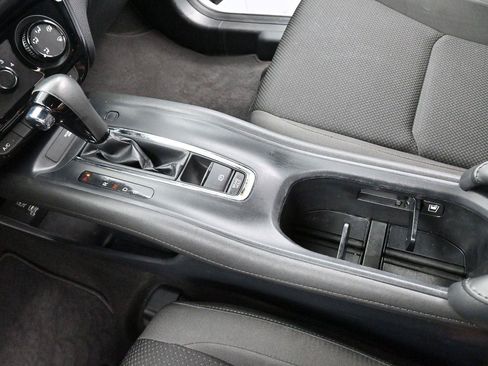 Used 2022 Honda HR-V Sport image 22
