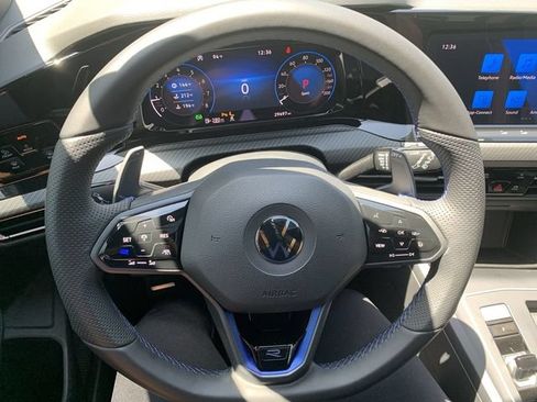 Used 2022 Volkswagen Golf R AWD/4WD image 19