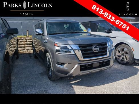 Used 2021 Nissan Armada Platinum w/ Captain's Chairs Package RWD image 2
