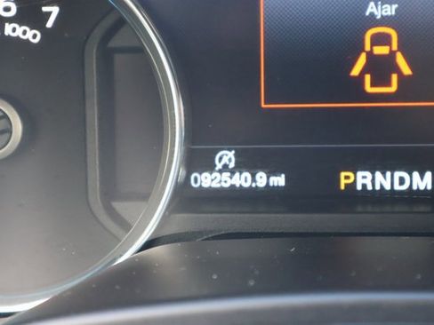 Used 2019 Ford F150 Lariat w/ Equipment Group 502A Luxury image 24