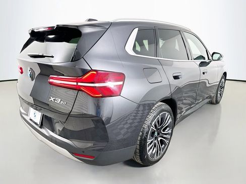 Used 2025 BMW X3 xDrive30i w/ Premium Package AWD/4WD image 5