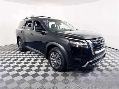 Certified 2025 Nissan Pathfinder SV