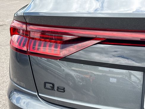 Used 2023 Audi Q8 Premium Plus image 10