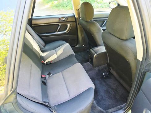 Used 2005 Subaru Legacy 2.5i AWD/4WD image 12