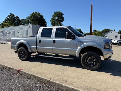 Used 2006 Ford F350 XLT AWD/4WD image 5