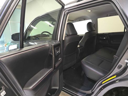 Used 2016 Toyota 4Runner TRD Pro AWD/4WD image 23