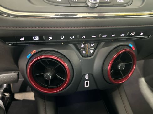 Used 2022 Chevrolet Blazer RS FWD image 22