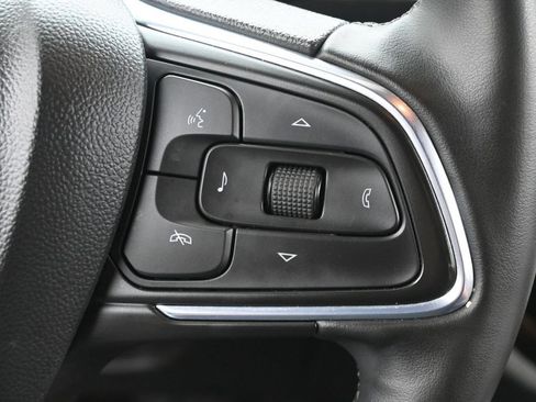 Used 2024 Buick Envista Sport Touring w/ Convenience I Package FWD image 20