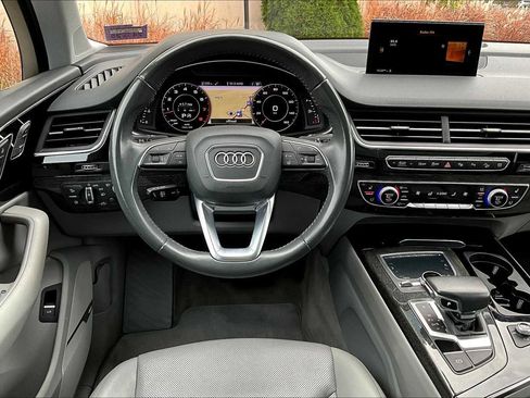 Used 2019 Audi Q7 3.0T Prestige image 5