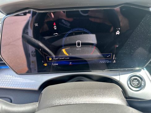 Used 2024 Chevrolet Trax LT w/ Driver Confidence Package FWD image 8