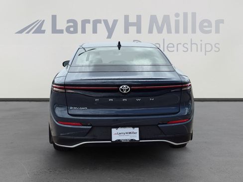 Certified 2026 Toyota Crown XLE image 5