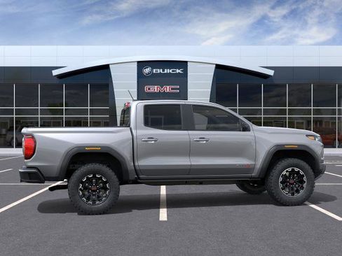 New 2026 GMC Canyon AT4 w/ Technology Plus Package AWD/4WD image 5