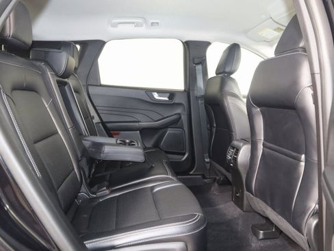 Used 2023 Ford Escape Platinum image 13