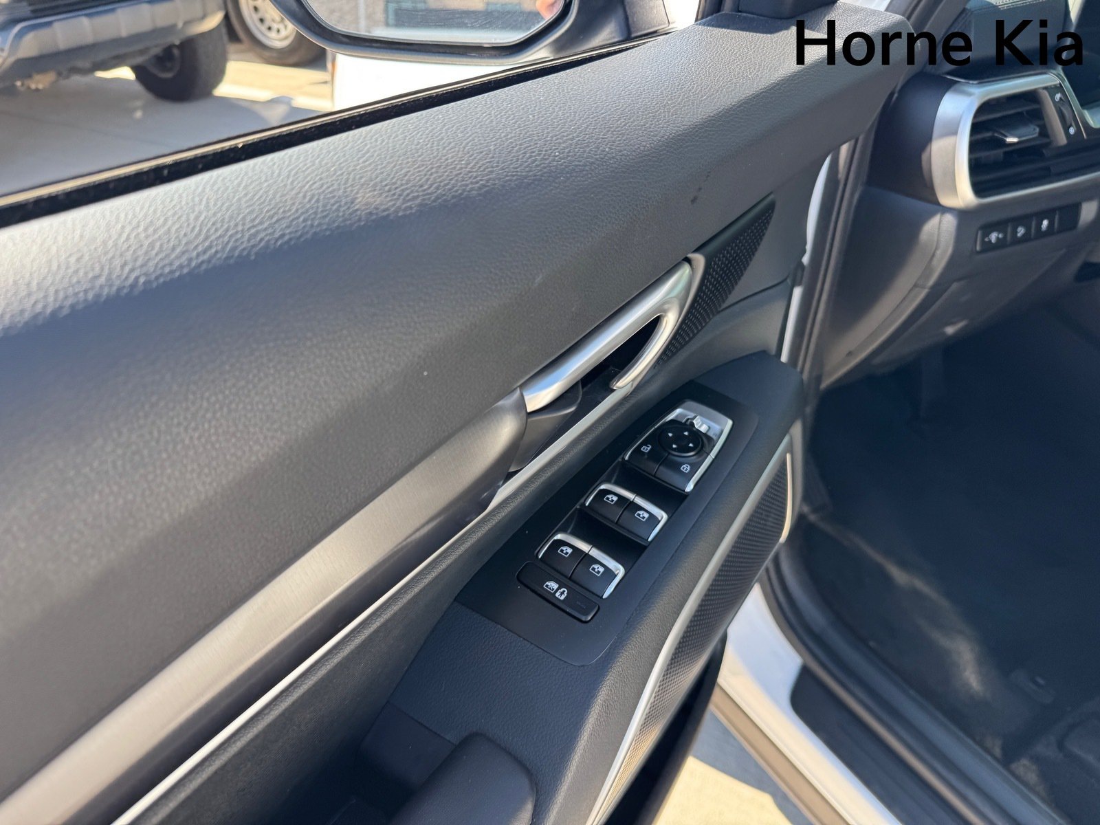 Certified 2024 Kia Telluride S w/ S Sunroof Package AWD/4WD image 11