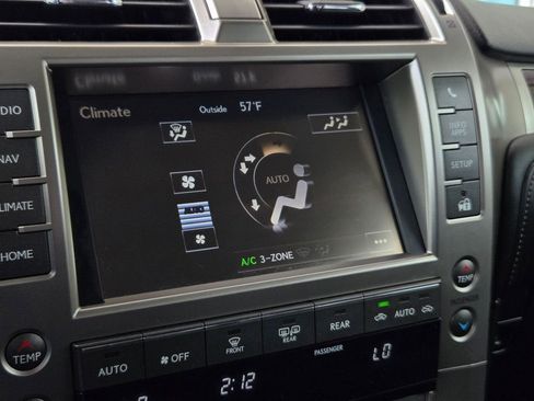 Used 2016 Lexus GX 460 image 17