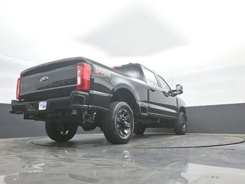 New 2026 Ford F250 XL w/ STX Appearance Package AWD/4WD image 38