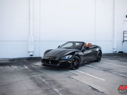 Used 2018 Maserati GranTurismo Sport image 33