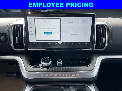 New 2026 Ford Expedition Platinum w/ Stealth Performance Package AWD/4WD image 11