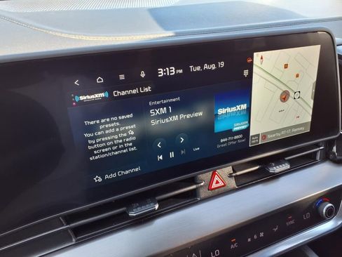 Certified 2023 Kia Sportage EX image 18