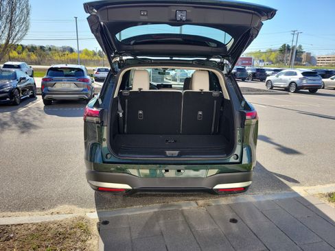 Used 2026 INFINITI QX60 Luxe w/ Family Package AWD/4WD image 16