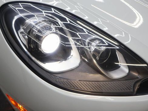 Used 2017 Porsche Macan S image 28